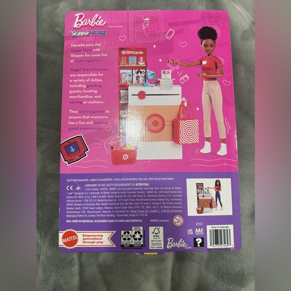 Barbie - Picture 4 of 4